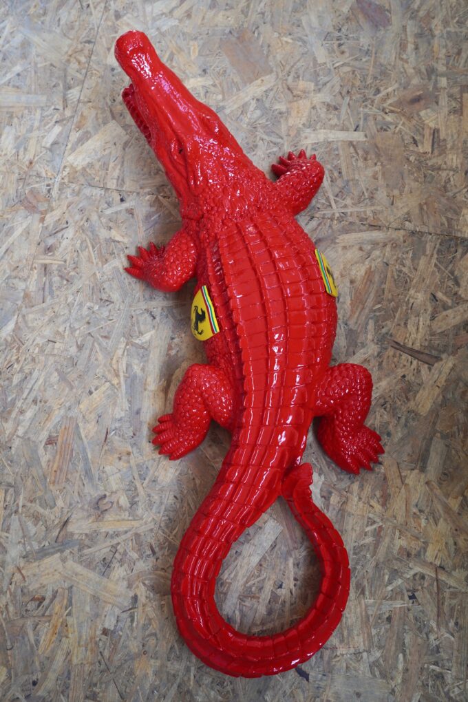 Crocodile-ferrari-rouge